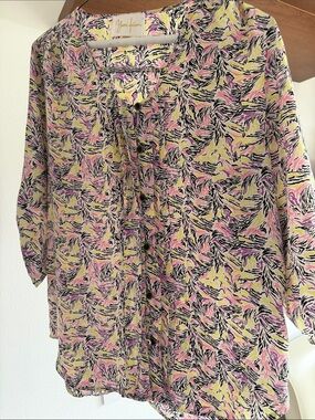 Yumi Kim Pink Yellow & Black Floral-Print Button-Down Blouse